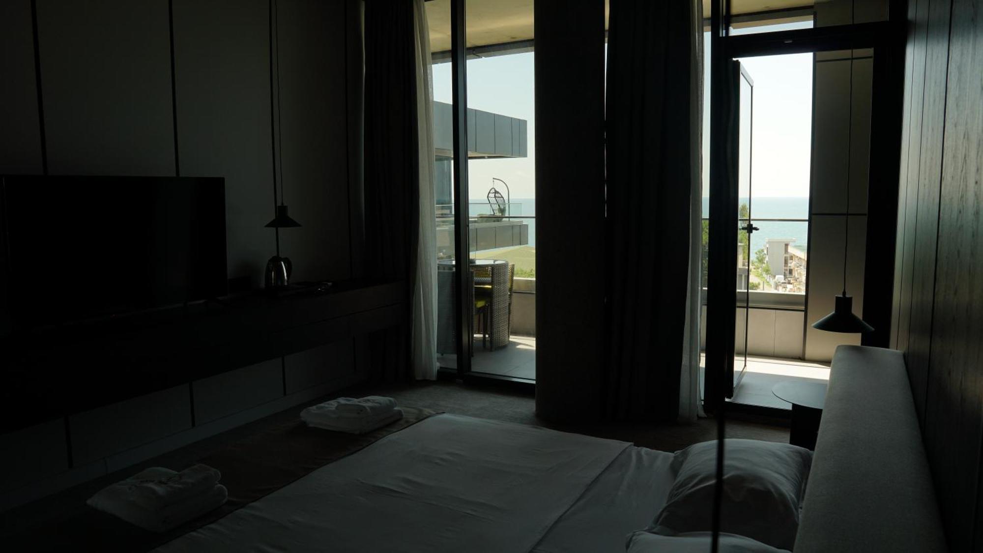 Hotel Nobilis Hall Kobuleti Esterno foto