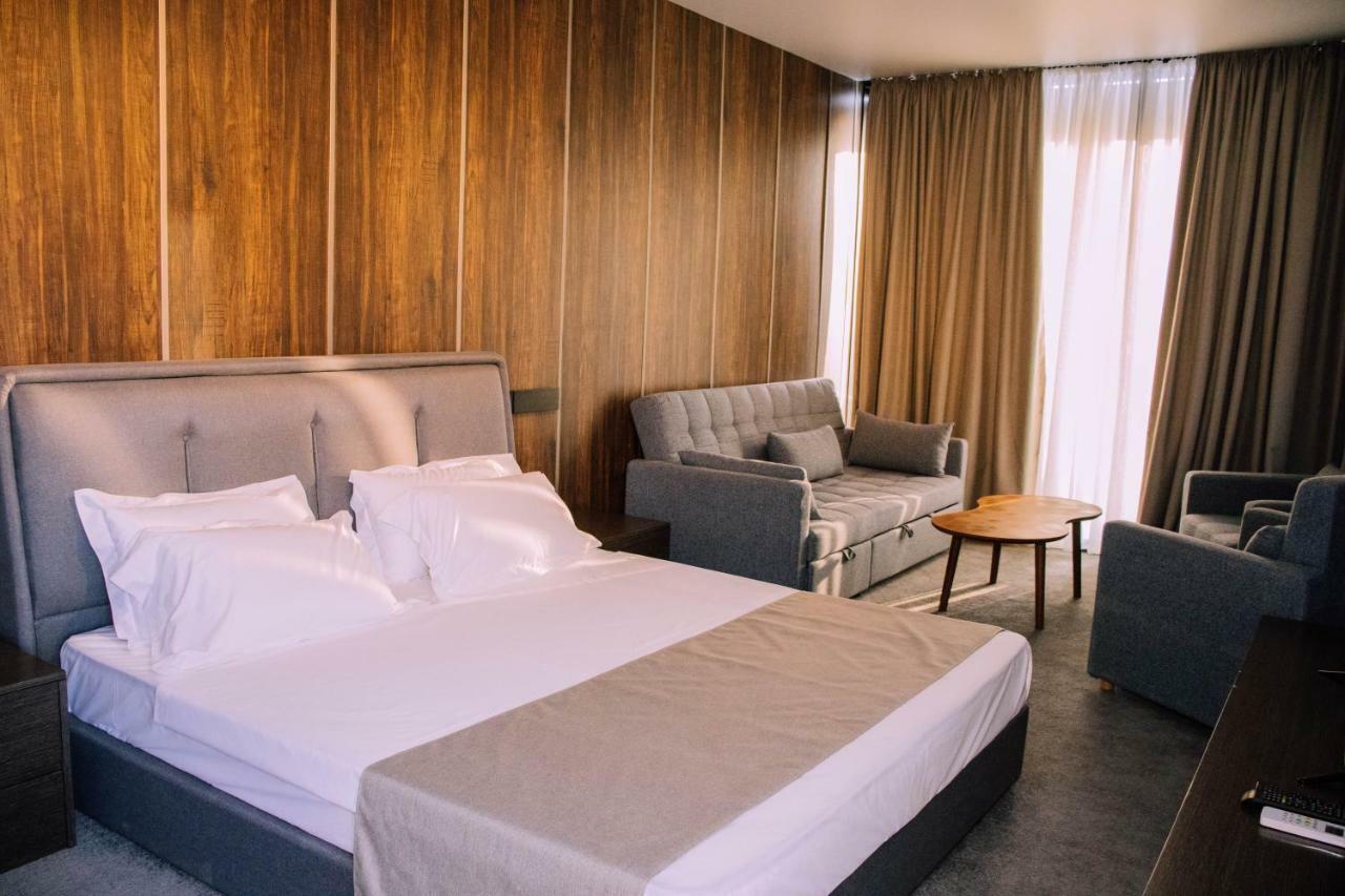 Hotel Nobilis Hall Kobuleti Esterno foto